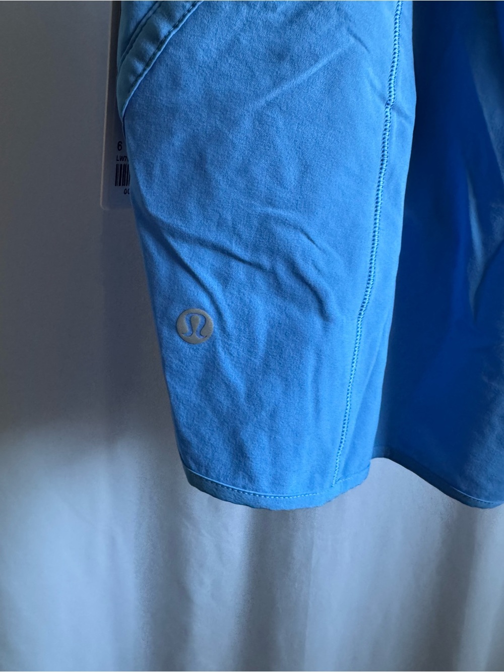 Lululemon Track That High-Rise Lined Short 5” Pool Party - Size: 6 - Picture 3 of 5